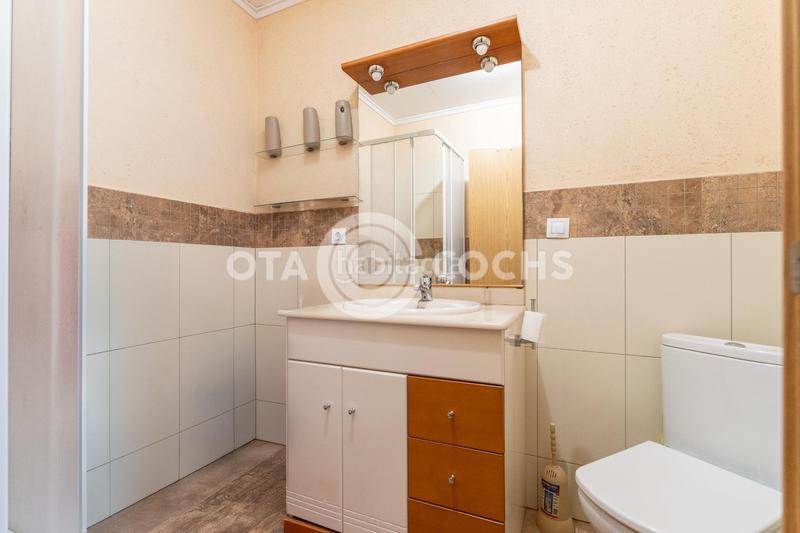 Foto 019ab04e-7b56-4b2e-a081-3f50d48c62de. Edificio  para invertir en el corazon en Centre Reus