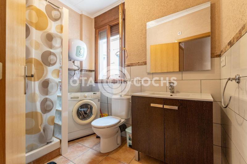 Foto 1dac416b-88ad-4c51-b14f-a408e728c941. Edificio  para invertir en el corazon en Centre Reus