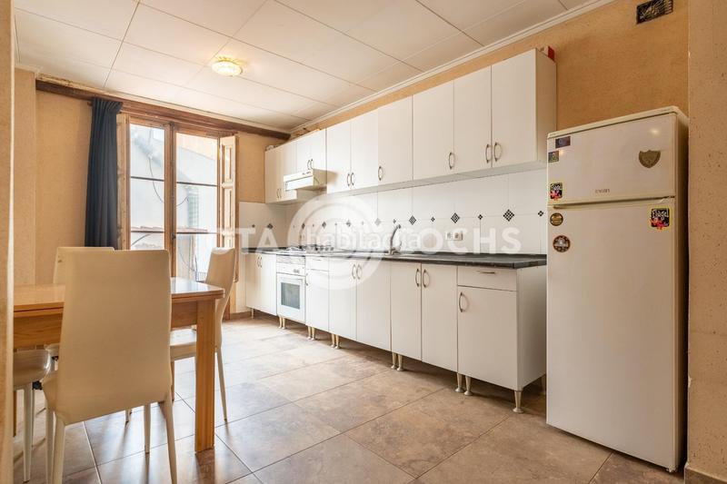 Foto 22828da1-4980-4482-91b5-f5b819f6c7c5. Edificio  para invertir en el corazon en Centre Reus