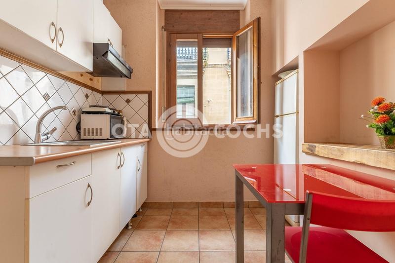 Foto 34d105ec-dfb6-40e5-b6c8-2fad6c04022d. Edificio  para invertir en el corazon en Centre Reus