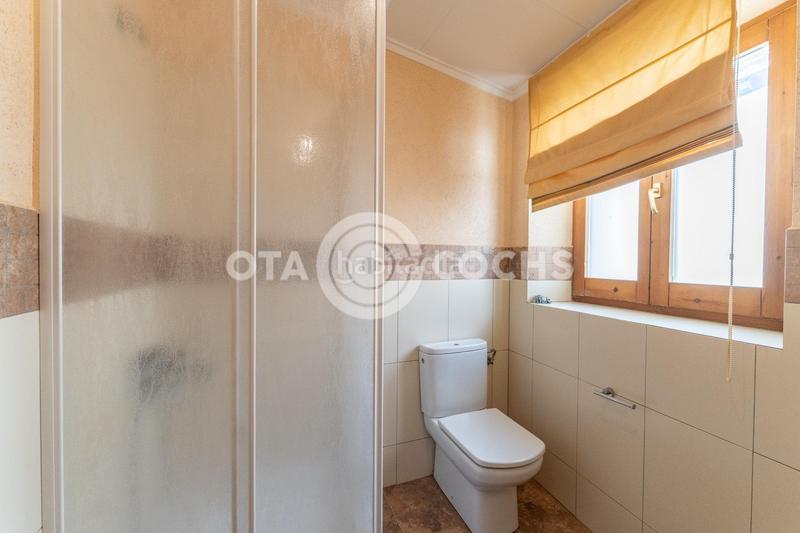 Foto 67e6dad4-1c34-47bc-8f81-2900a11019c4. Edificio  para invertir en el corazon en Centre Reus