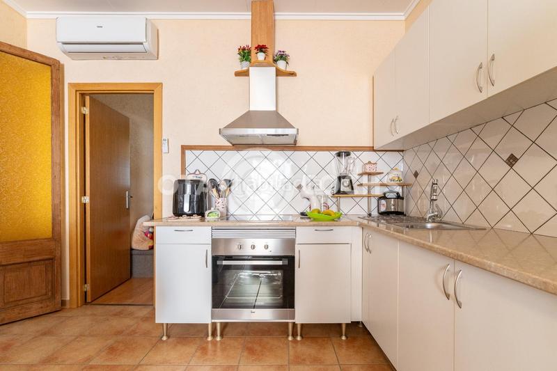 Foto 86091c3b-a88b-4041-b537-741e032dbd50. Edificio  para invertir en el corazon en Centre Reus