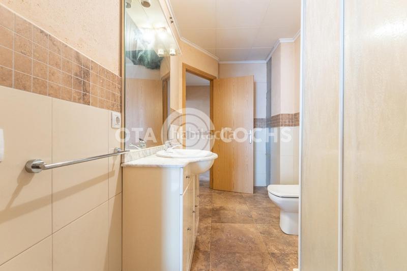 Foto 8d92ad31-d39d-46e4-86a4-1e973ed717b7. Edificio  para invertir en el corazon en Centre Reus