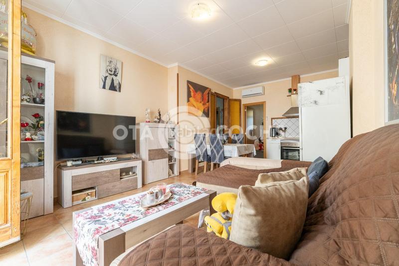 Foto a9822ead-4230-4f8d-ac01-dc1127f03f04. Edificio  para invertir en el corazon en Centre Reus