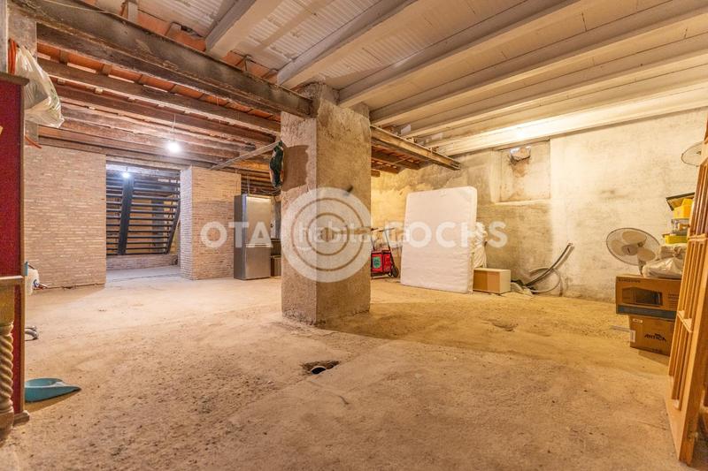 Foto bd430c9b-a083-4ff4-a684-83be18c6ef64. Edificio  para invertir en el corazon en Centre Reus