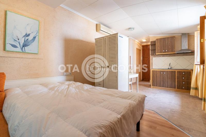 Foto cbfff376-053b-4392-a238-90c8ad00a29e. Edificio  para invertir en el corazon en Centre Reus