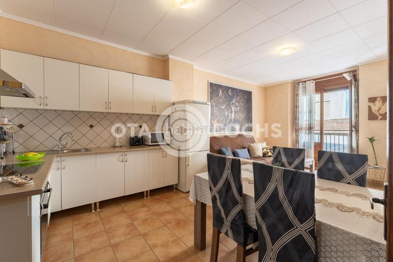 Foto d5923b44-12ff-45b7-b6e9-954e8415de5a. Edificio  para invertir en el corazon en Centre Reus