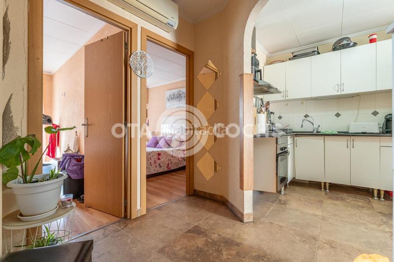 Foto e8b3c1a7-8864-4022-a148-6f9fc40bf787. Edificio  para invertir en el corazon en Centre Reus