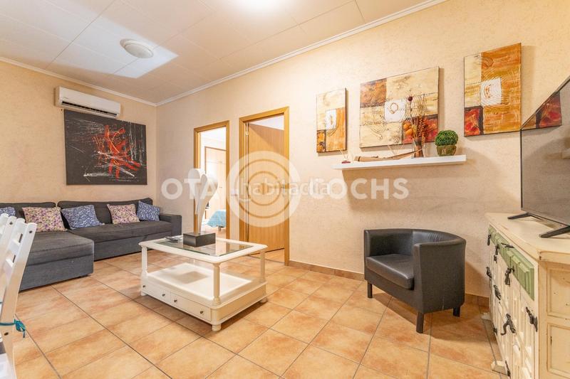 Foto f2f5ace0-b22f-4e74-9ba0-1920033237c6. Edificio  para invertir en el corazon en Centre Reus