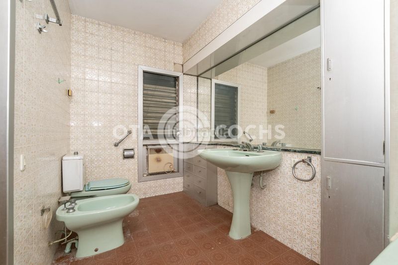 Foto cdcf32c1-3ffb-46b6-bd83-3dda3b501902. Pis a Centre Reus