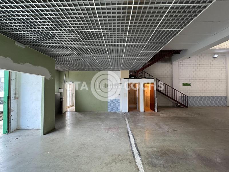 Foto 1a608b0f-3ee6-4949-9a7d-5602b34d3d68. Alquiler nave industrial  en alquiler en el poligono industrial agro en Reus