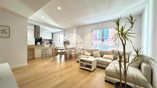 Location Appartement à Centre. Alquiler de piso de tres habitaciones en reus centro