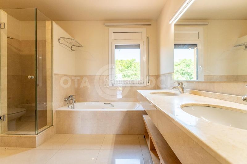 Foto 73d1acad-5ff8-467d-8d04-ca08d573f468. Zweistöckige wohnung mit heizung parking pool in Migjorn Reus