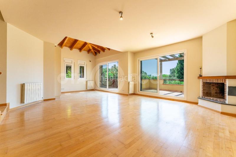 Foto ffd85ebb-7bff-4705-a856-0f9a64be47dd. Zweistöckige wohnung mit heizung parking pool in Migjorn Reus