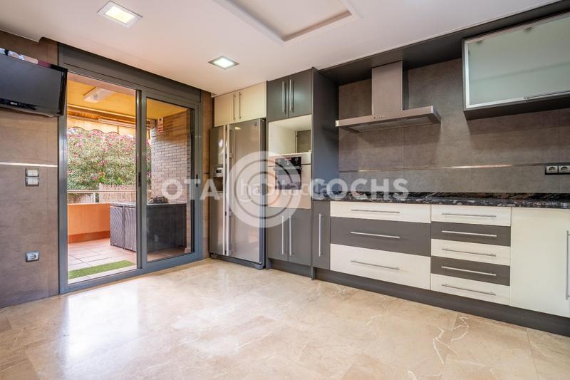 Foto 4c094861-412c-4b60-8c12-bed17a7e6a66. Reihenhaus mit heizung parking in Mestral Reus