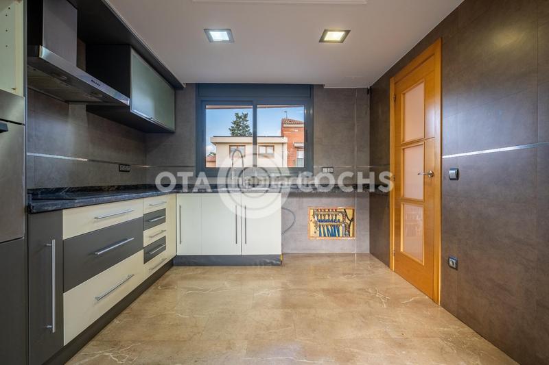 Foto 733c7dd1-ce3a-4097-a284-30c999ac0859. Reihenhaus mit heizung parking in Mestral Reus