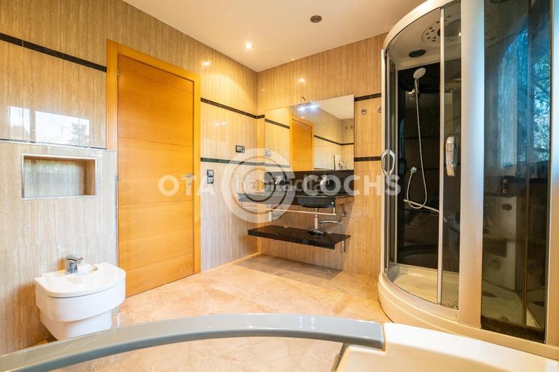 Foto 79fd5dd4-4859-4b78-95c1-708a845c8ed0. Reihenhaus mit heizung parking in Mestral Reus