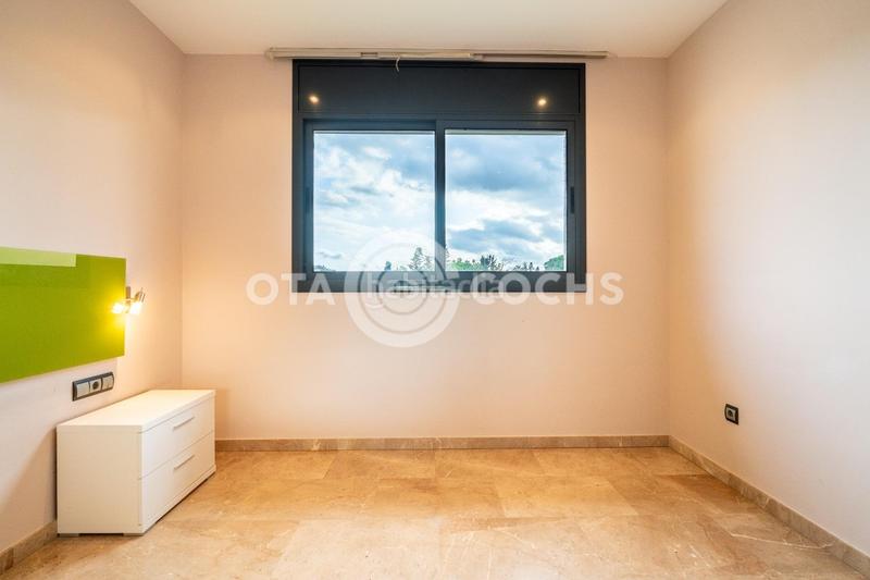 Foto 8accab25-e3e4-46d4-9ea7-12b1b331e98e. Reihenhaus mit heizung parking in Mestral Reus