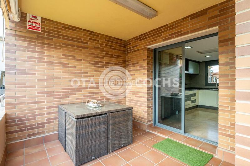 Foto 90a947be-b6e7-4a0a-833c-3930d98e9678. Reihenhaus mit heizung parking in Mestral Reus