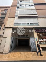 Parking coche  Carrer dels recs. Plaza de parking en venta en calle dels recs