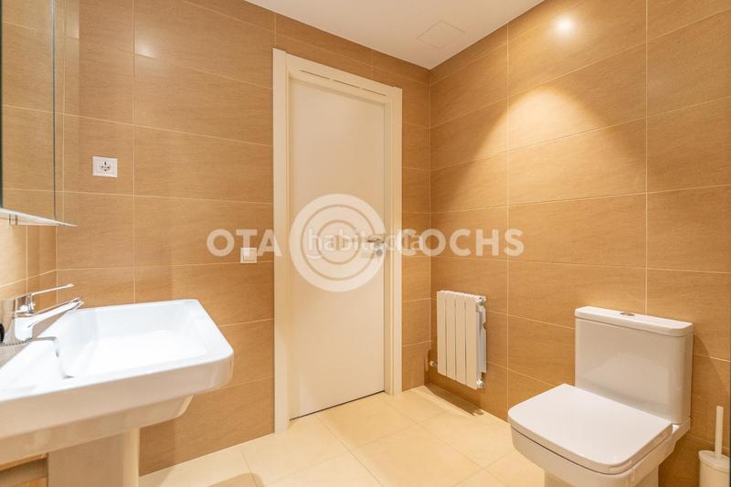 Foto 08716bdc-ded3-4edd-b7b5-83dde8d62cf4. Casa adosada en venta exclusivo chalet adosado en Reus