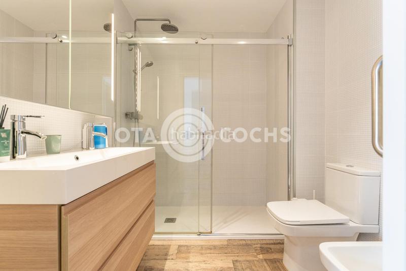 Foto 0d22cdf1-df67-4ae5-8a05-21966ddf1793. Casa adosada en venta exclusivo chalet adosado en Reus