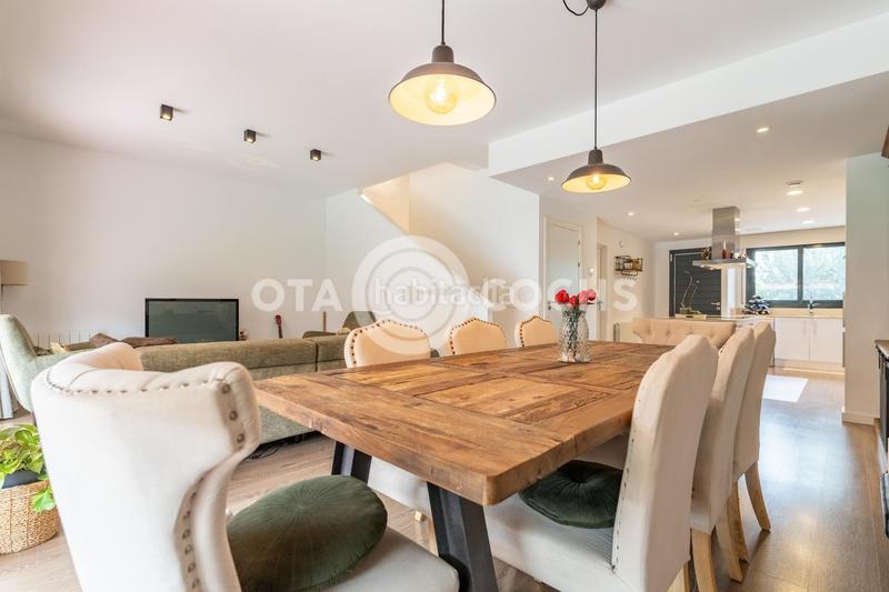 Foto 418721ef-e070-4a56-b4e6-15258428031e. Casa adosada en venta exclusivo chalet adosado en Reus