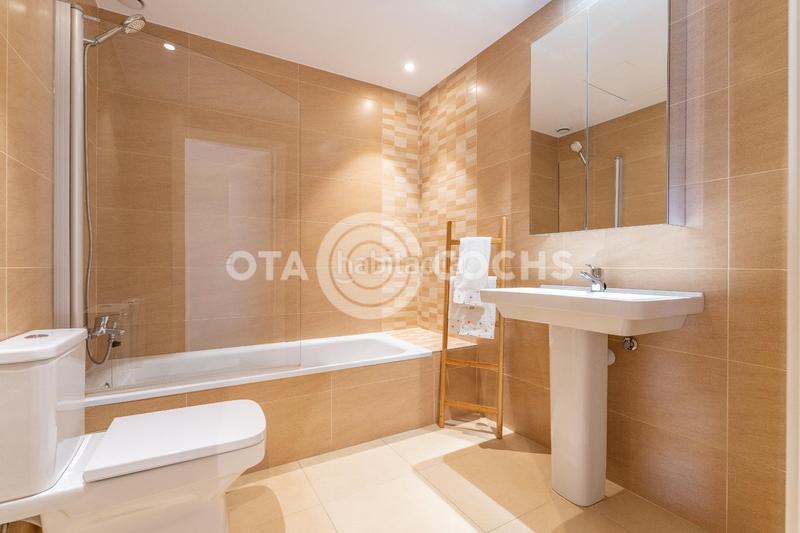 Foto aaa59c8a-75b0-4985-b98a-155fe8ff4421. Casa adosada en venta exclusivo chalet adosado en Reus