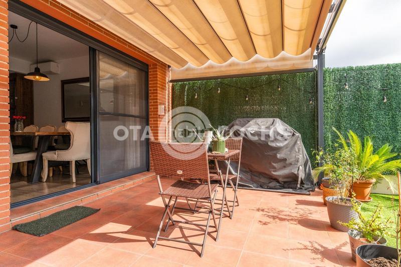 Foto b79296a1-99cf-42bd-9c2b-0a300e559c50. Casa adosada en venta exclusivo chalet adosado en Reus