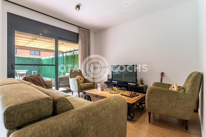 Foto d8450dfe-65cd-4b0e-b5b5-e56ea063ab60. Casa adosada en venta exclusivo chalet adosado en Reus