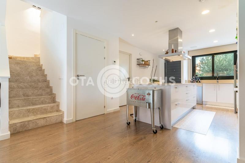 Foto ee1c469a-a17c-4951-966c-0c468bf7fdef. Casa adosada en venta exclusivo chalet adosado en Reus