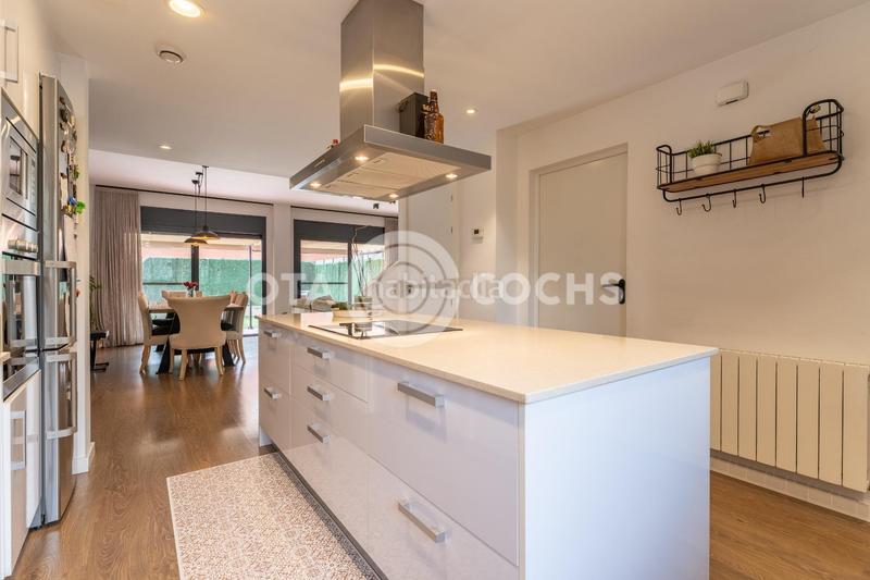Foto f5491677-9865-45fe-bea4-01e045b21558. Casa adosada en venta exclusivo chalet adosado en Reus