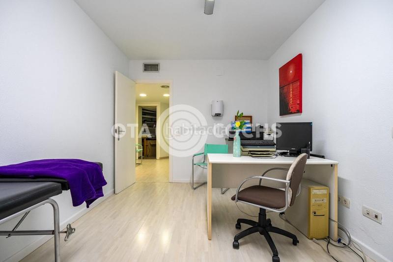 Foto 14785d80-bbb0-4706-a99b-85bacd7a115c. Piso  a reformar en calle sant joan ! en Centre Reus