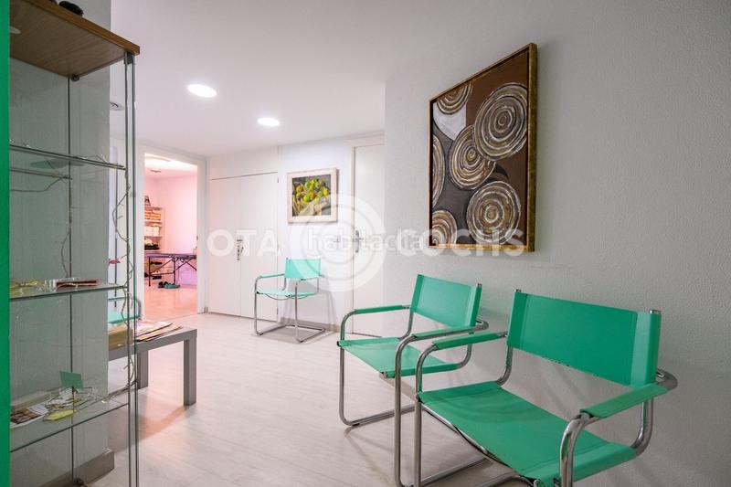 Foto 8d05cf0b-986d-442f-ac96-560bd15c9d4c. Piso  a reformar en calle sant joan ! en Centre Reus