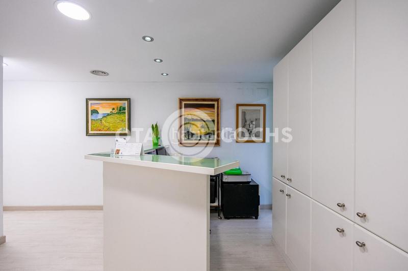 Foto a3c89159-7627-4b2a-8fa1-9da2814bab02. Piso  a reformar en calle sant joan ! en Centre Reus