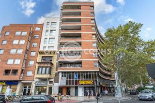Pis  Calle s joan. Piso a reformar en calle sant joan de reus !