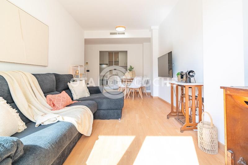 Foto c4a799f2-3246-4fc9-9794-d11f83465ccd. Appartement avec chauffage parking piscine dans Mestral Reus