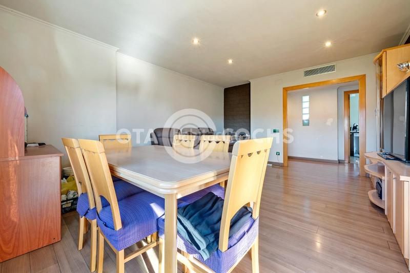 Foto 611e05de-e997-4784-87ed-ac08ab28627d. Appartement avec chauffage dans Llevant Reus