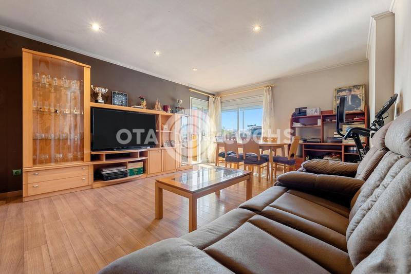 Foto 8216aec8-f96e-4010-a5c5-ff0cd19b2cba. Appartement avec chauffage dans Llevant Reus