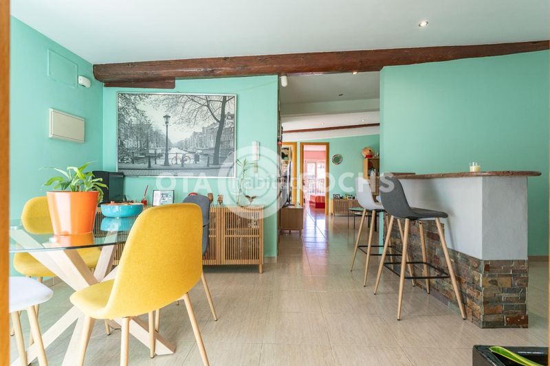 Foto d3155c5c-ad00-4aab-aff2-99b66091abd0. Pis a Centre Reus