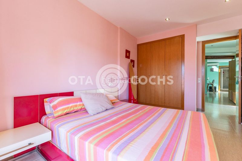 Foto f99a2775-0d22-42dd-bb7f-51f25b606bd2. Pis a Centre Reus