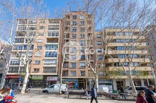 Apartament  Passeig sunyer. Se vende amplio y luminoso piso en passeig sunyer
