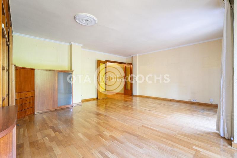 Foto 907c8ceb-c963-4bc7-b837-1a821439278c. Apartment with heating in Centre Reus
