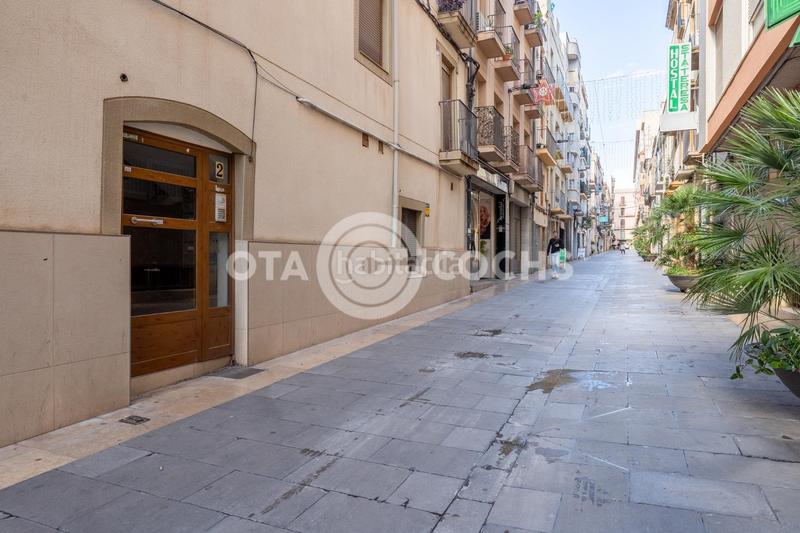 Foto 45dc2a48-e59d-4302-a598-1716491f1963. Piso  en calle santa teresa en Centre Reus