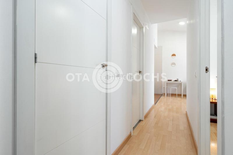 Foto 59f05430-fc1d-41f6-a147-35a9cbdb4824. Piso  en calle santa teresa en Centre Reus