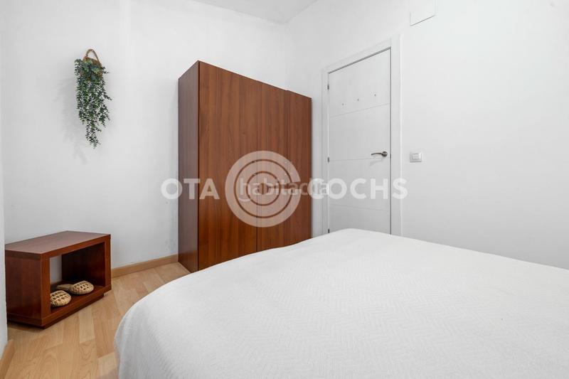 Foto a8e0c3f9-8af4-4536-8b4a-3d8ea3ba2811. Piso  en calle santa teresa en Centre Reus