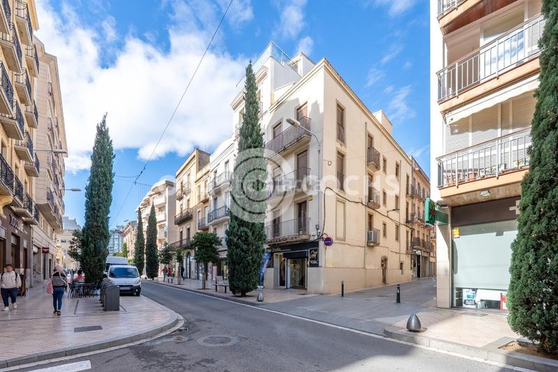 Foto d5c4cff8-b36b-4af5-adad-646cca4ffab2. Piso  en calle santa teresa en Centre Reus