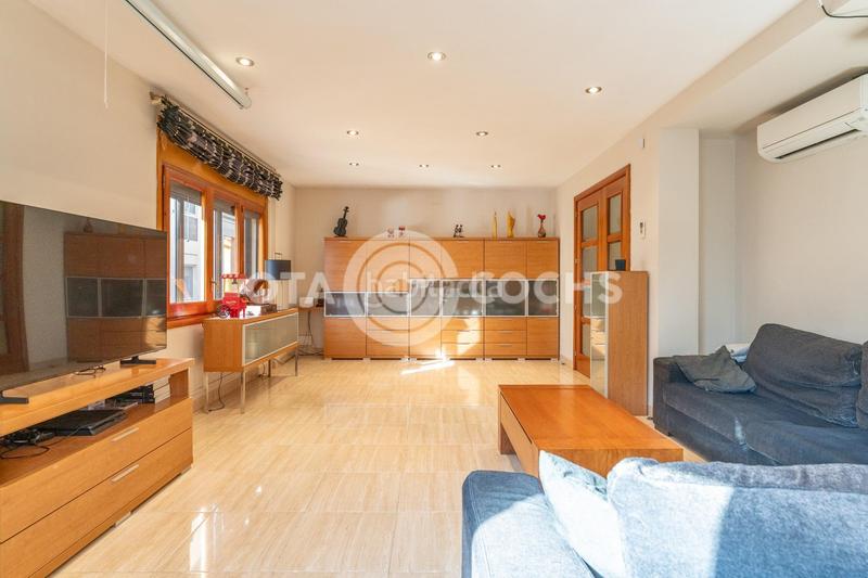 Foto 0c2d8764-2e0b-4c62-b0b6-49f5edf71d3e. Flat with heating in Llevant Reus