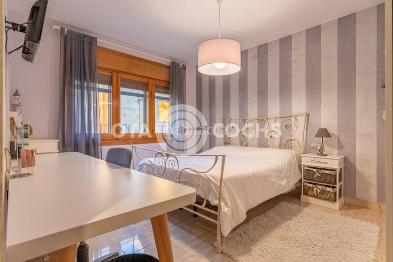 Foto 0dc2ccea-27ba-4266-acd6-a51df90c589f. Flat with heating in Llevant Reus