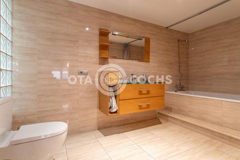 Foto 992735d7-8e39-4ad7-a5d6-b83f5c827d35. Flat with heating in Llevant Reus